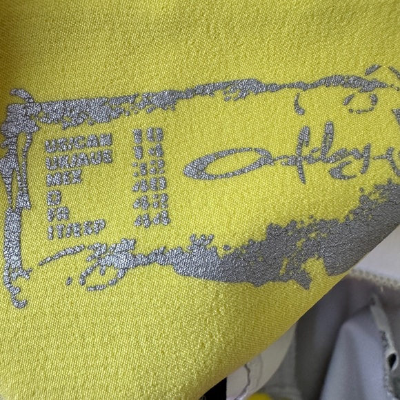 Oakley shorts - Picture 4 of 8